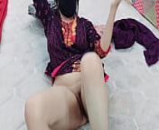 Sobia Nasir Showing Nude Body Striptease On WhatsApp Video Call With Customer from pakistani aima baig nu