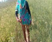 Indian Outdoor Sex from bhabi fuking in khet