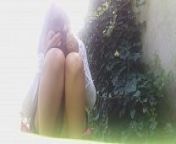 OUTDOOR!! without panty and pee on the grass!!i don t care about the neighbours from 菜园子是特码⅕⅘☞tg@ehseo6☚⅕⅘•qli9