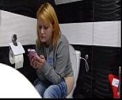 woman in toilet from girlspissing in toilet