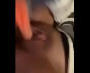 Chica masturbandose con un dildo from dildo