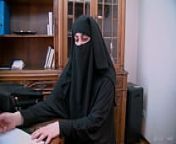 Deal of the Century and a blowjob from Hijab Arab slut to close it - Lilimissarab from office sex with boss muslim 39