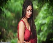 Hot Bhabhi in Saree showing stuff - Episode 1 from ssweety bhabhi hot boobs show