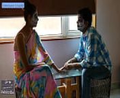 Desi Priya Bhabhi restarting her romance with ex boyfriend from bhabhi romance with young dhobi video girl public bus touch sex vide