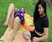 Las lesbianas milf follan sus co&ntilde;os en un paseo familiar - Porno en Espa&ntilde;ol from www gita sex