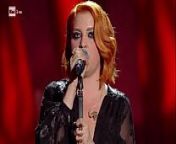 Noemi seno a Sanremo 2018 from noemi cantante