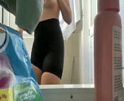 video capta mujer hermosa en su habitacion privada from girl friend bath captured