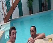 HUNT4K. Aventuras sexuales en una piscina privada from pala xxxxx hd