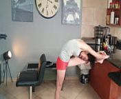 Desperate tight pants piss while doing stretches and exercising from stretched mom