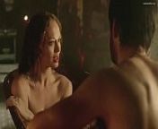 Laura Haddock - Da Vinci's Demons: S01 E05 (2013) from laura b pornihar demon girl chatathing shaving