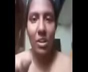 Desi slut fingering her pussy on webcam from desi slut fingering her