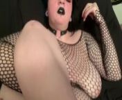 Goth babe gets her ass and pussy smacked while getting fucked from rajce small ru underwear