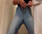 I was so desperate, I just couldn’t hold it any longer 💦 from girls catfight jeans