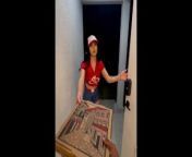 Pizza delivery girl gets fucked from pidza