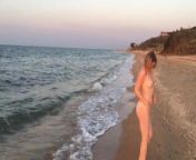 naked booty milf swimming in the sea sunset from zee tv actress samayra nude