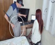 Housewife receives technician for concert on her computer! from morena grávida dona de casa asiática seina morikawa com buceta peluda é fodida pelo ex
