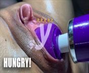 XPlay Couple - how to feed a HUNGRY PUSSY with a Magic Wand! from doodh feed